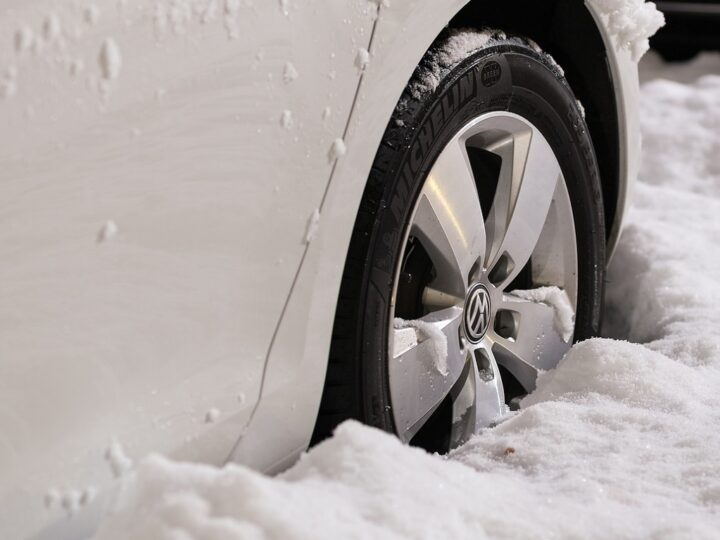 Czas przygotować samochód na zimę: przypomnienie od diagnosty samochodowego