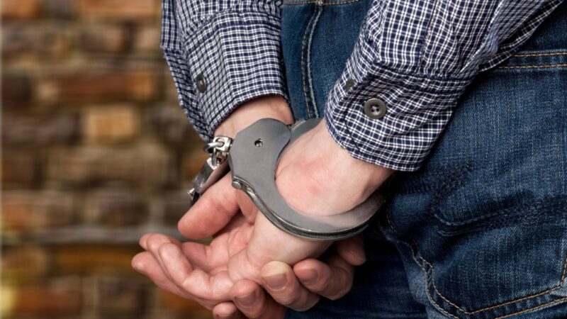 58-letni mężczyzna oskarżony o składanie propozycji seksualnej nieletniej online – grozi mu do 2 lat więzienia