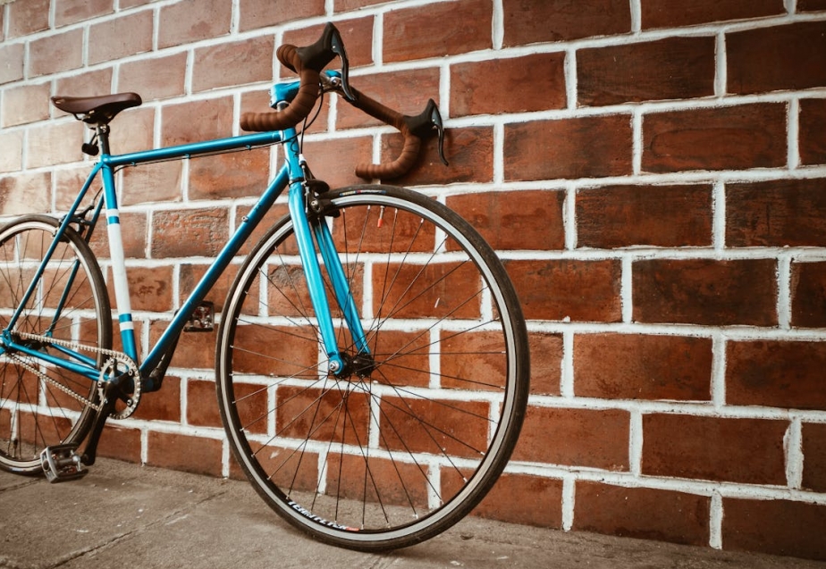Kara do pięciu lat za kradzież roweru – 47-latek z Brzegu odpowie przed sądem