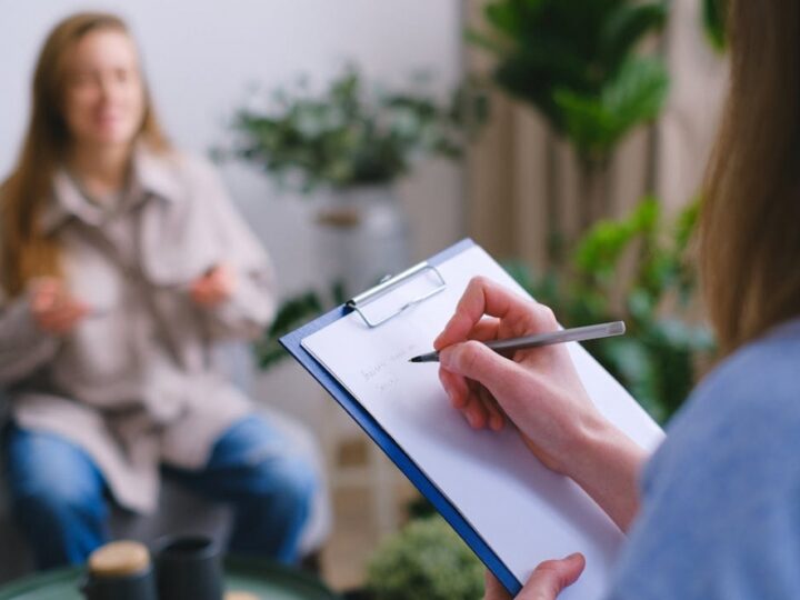 Bezpłatne konsultacje i warsztaty psychoedukacyjne dla młodzieży – inicjatywa Centrum Zdrowia w Opolu