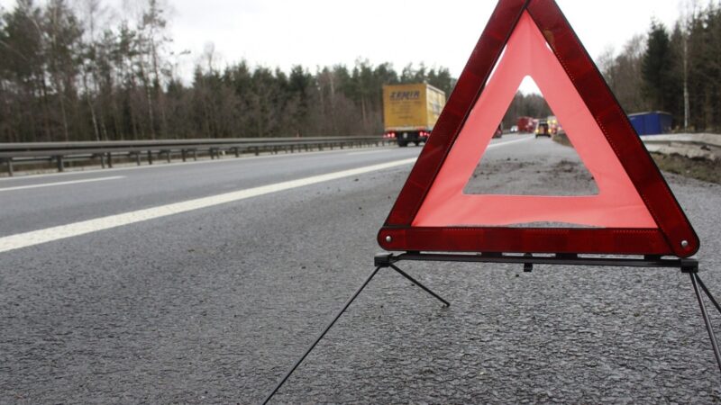 Tragiczne zdarzenie na obwodnicy Czarnowąs: młody motocyklista stracił życie