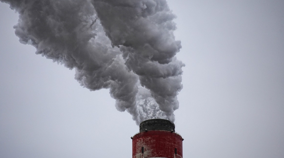 Smog w Polsce – groźne zagrożenie dla zdrowia mieszkańców miast