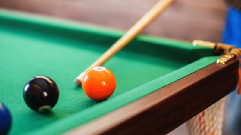 Czym snooker różni się od bilarda?