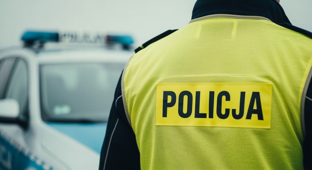 Wakacyjne powroty pod kontrolą: Policja w Brzegu walczy z nadmierną prędkością
