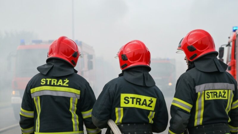 Strażacy z Krapkowic doskonalą umiejętności gaszenia pożarów wewnętrznych w intensywnym szkoleniu