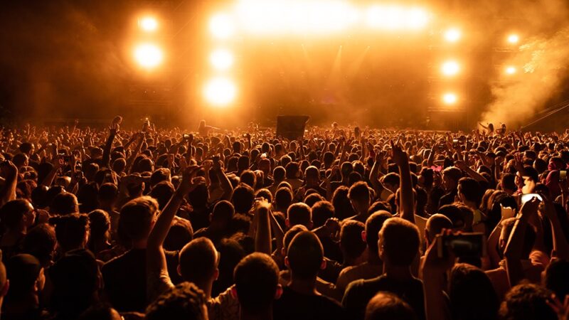 Muzyczna Biesiada w Popielowie: Smaki, Radość i Wspólna Zabawa!