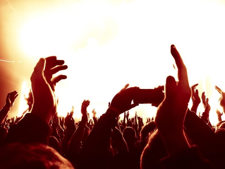 Muzyczny wieczór w parku: dołącz do Ozimskiej Orkiestry Dętej!