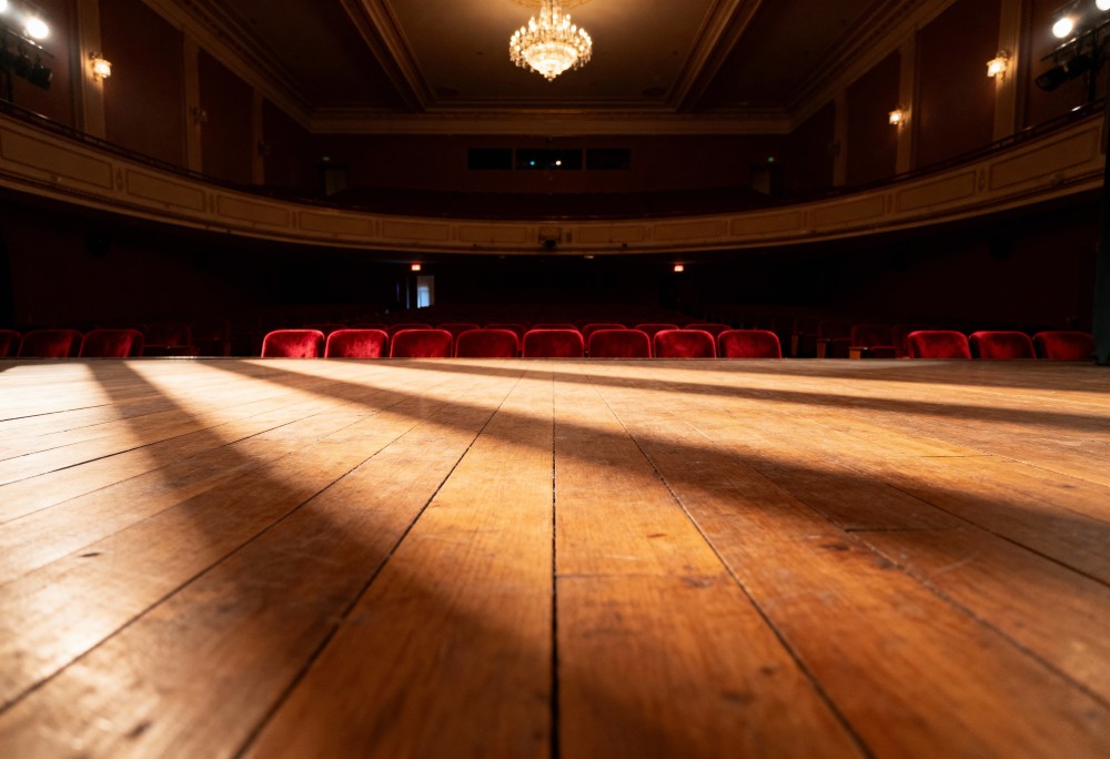 Odkryj niezwykły świat „Nieosobnych” na Festiwalu Teatrów Lalek już 18 października!