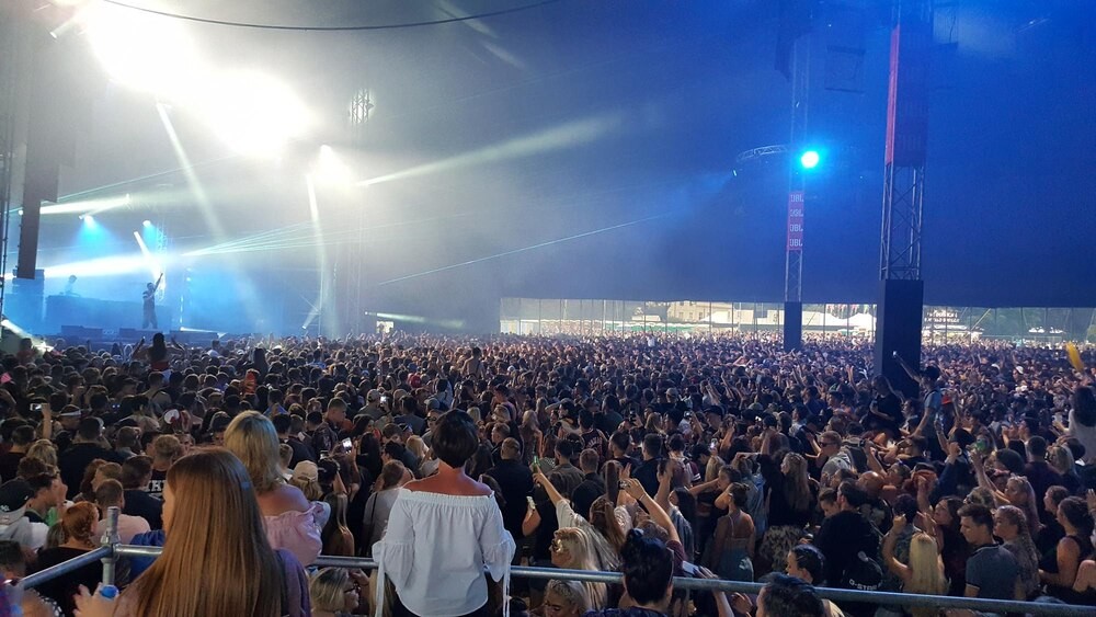 Rockowy spektakl na Fire In The Sky Festival: Osiem godzin muzycznej ekstazy w Opolu!