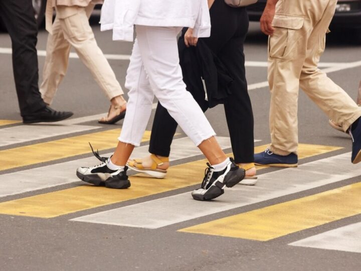 Policjanci pomogli zagubionemu 66-latkowi wrócić do domu