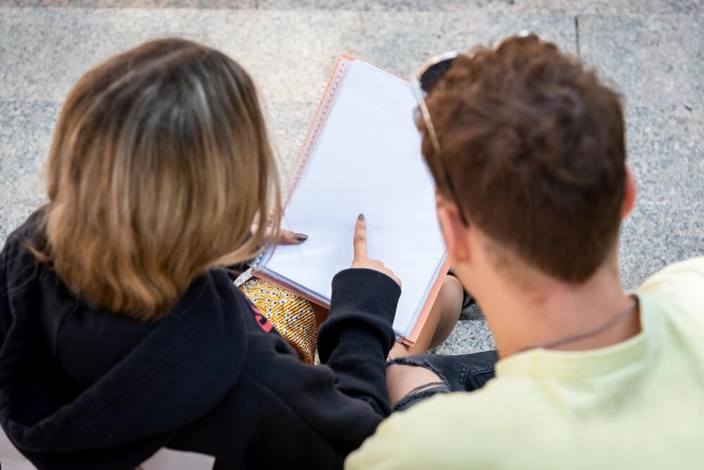 Nowa Przestrzeń dla Młodzieży w Opolu: Miejska Biblioteka Publiczna zdobywa tytuł Mistrza Kompetencji Przyszłości