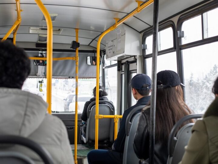 Nowe rozkłady jazdy w Gminie Komprachcice: co zmienia się dla pasażerów?