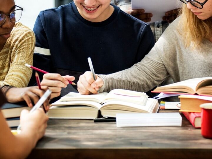 Uczniowie z Gminy Popielów odkrywają Łódź podczas edukacyjnej wycieczki