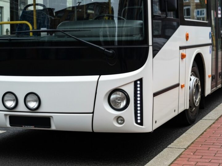 Nowa ładowarka pantografowa dla autobusów elektrycznych w Opolu w budowie!