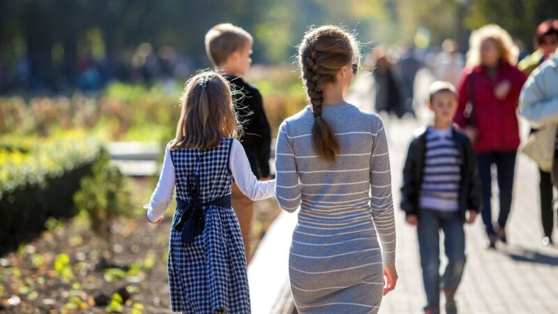 Nowy bus dla osób z niepełnosprawnościami w Powiecie Opolskim – wsparcie dla rodzin zastępczych