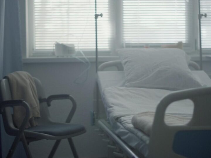 Jak skutecznie informować o problemie samobójstw?