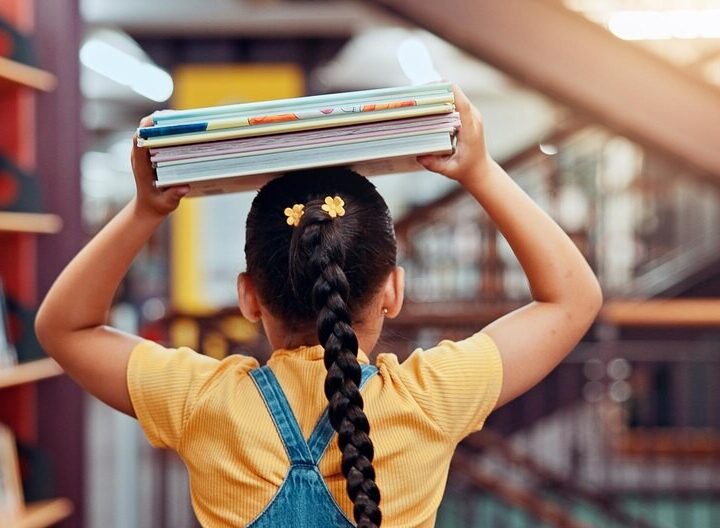 Dyrektorzy szkół w Dobrzeniu Wielkim zafascynowani „Opowieścią wigilijną