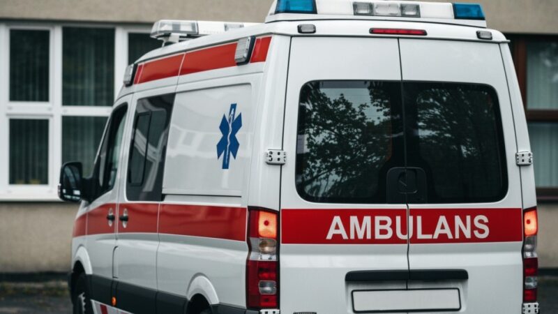 Zimowe ferie: Jak bawić się bezpiecznie na śniegu?