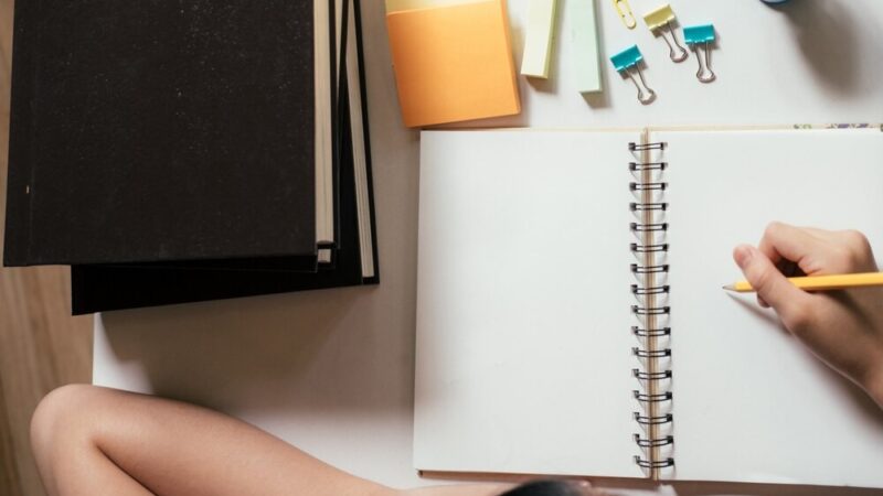 Popielów wprowadza laboratoria AI do szkół: nowa era edukacji!