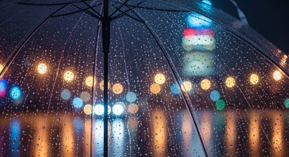 Zamarzające nawierzchnie: IMGW ostrzega przed oblodzeniem po śniegu