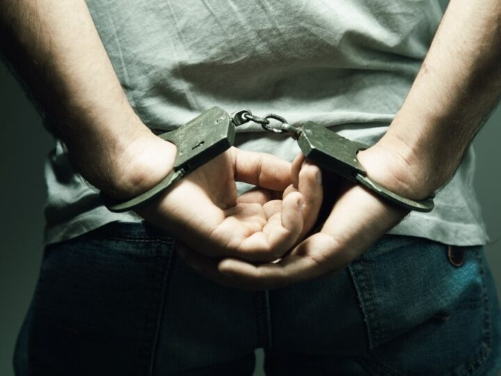 Policjantki z Nysy zatrzymały poszukiwanego mężczyznę w Audi