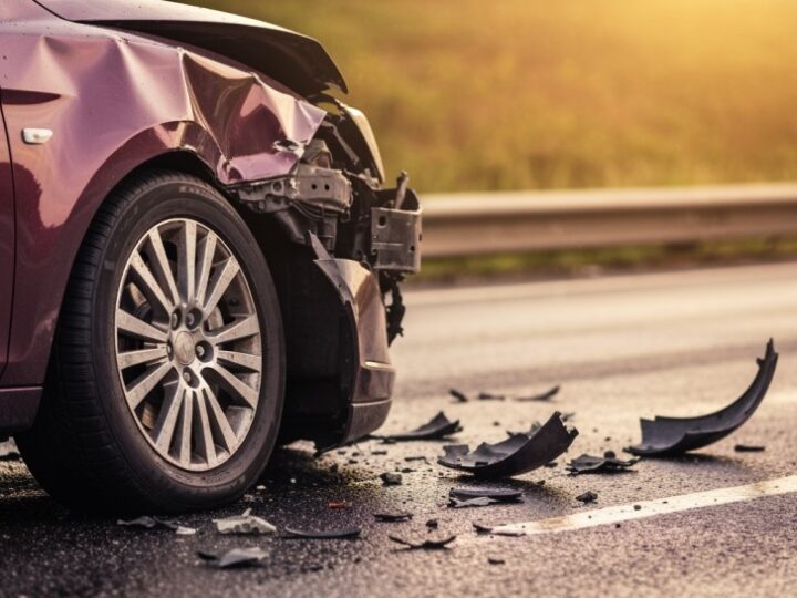 Kolizja w Opolu: Straż pożarna szybko na miejscu zdarzenia