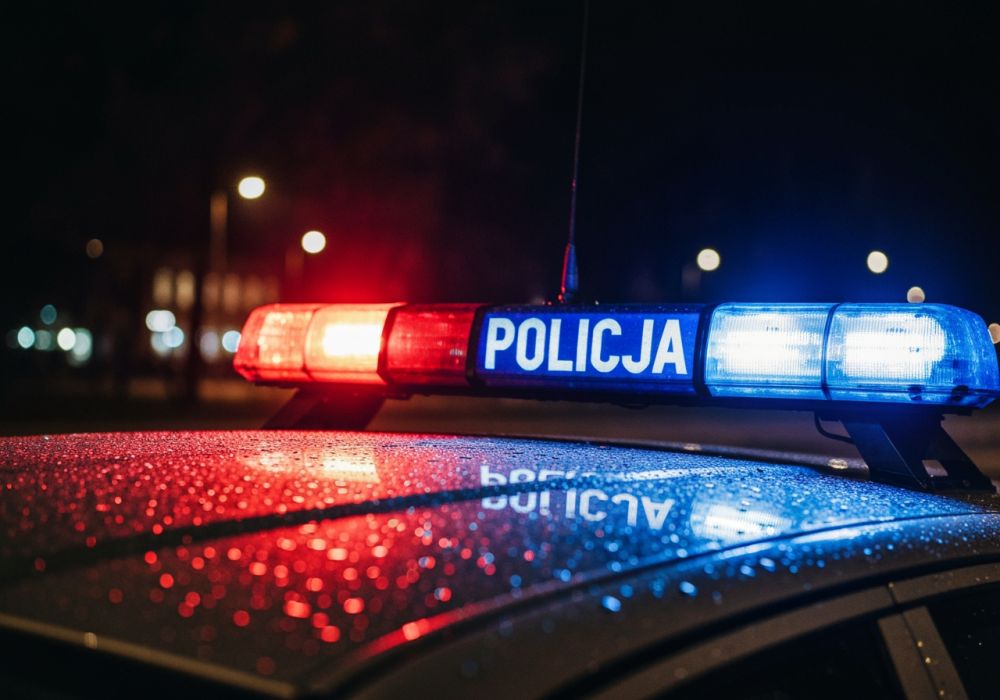 Zatrzymanie 32-latka z Tułowic: Policja odkrywa narkotyki i nielegalny pobór energii