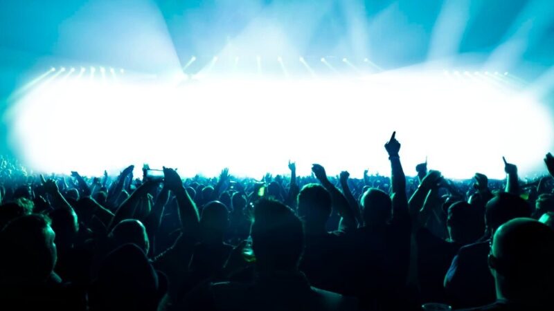 Niemodlin kusi kulturalnymi atrakcjami: koncerty, warsztaty i turniej tenisa!