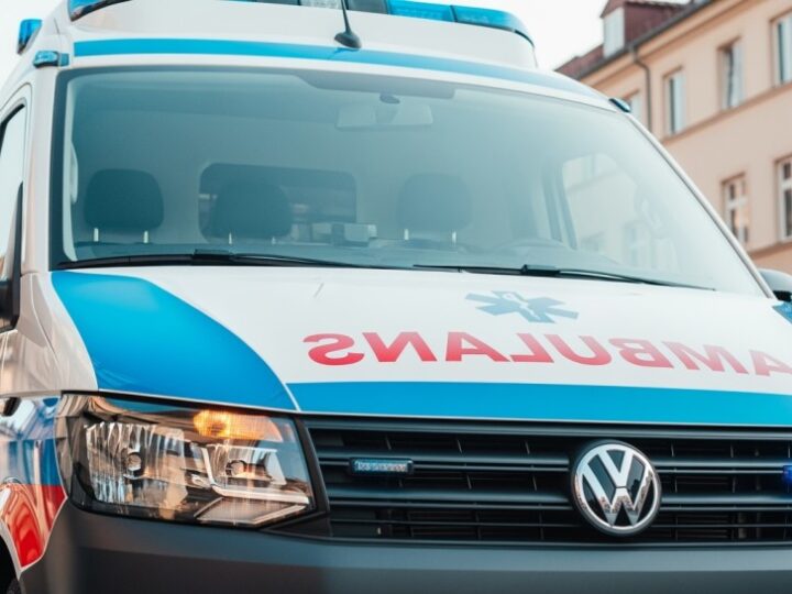 Bohaterscy policjanci nagrodzeni za ratowanie życia w niebezpiecznych sytuacjach