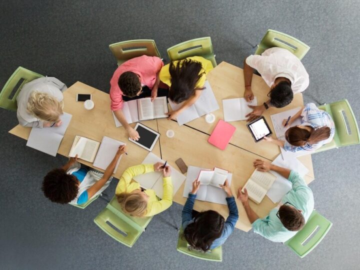 Targi Pracy i Edukacji w Praszce: Szansa na zatrudnienie i rozwój kariery