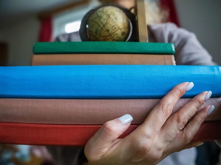 Maturzyści z Ozimka żegnają szkołę w emocjonującym stylu: nagrody, występy i wzruszenia