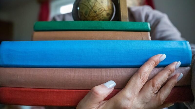 Maturzyści z Ozimka żegnają szkołę w emocjonującym stylu: nagrody, występy i wzruszenia