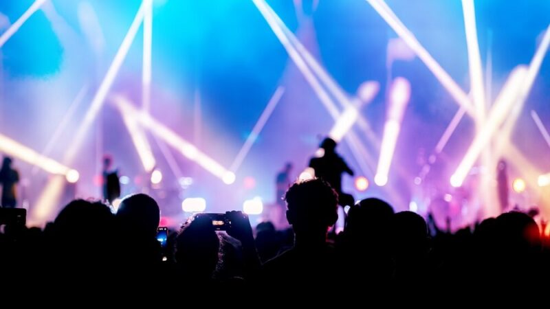Muzyczne emocje na Rynku: Koncert BRK „Barry Black” w sercu Opola